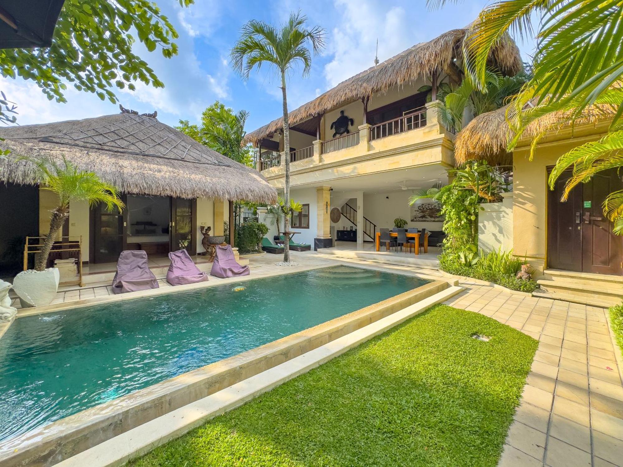 Villa Bugis Kayu Aya Seminyak Habitación foto
