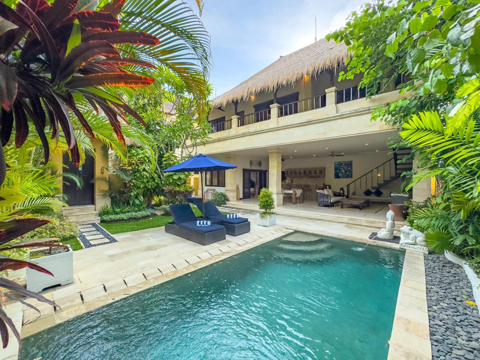 Villa Bugis Kayu Aya Seminyak Exterior foto