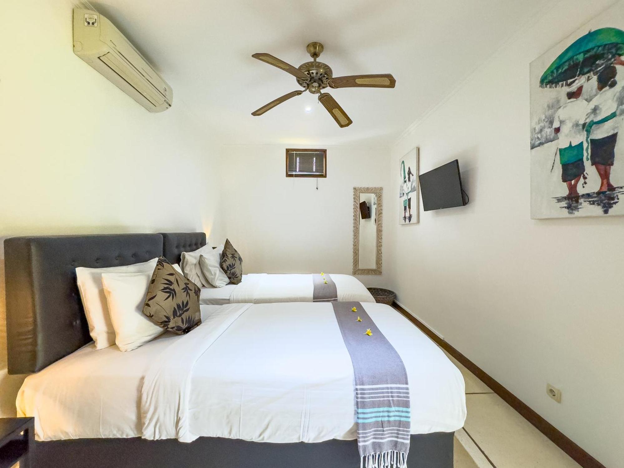 Villa Bugis Kayu Aya Seminyak Habitación foto